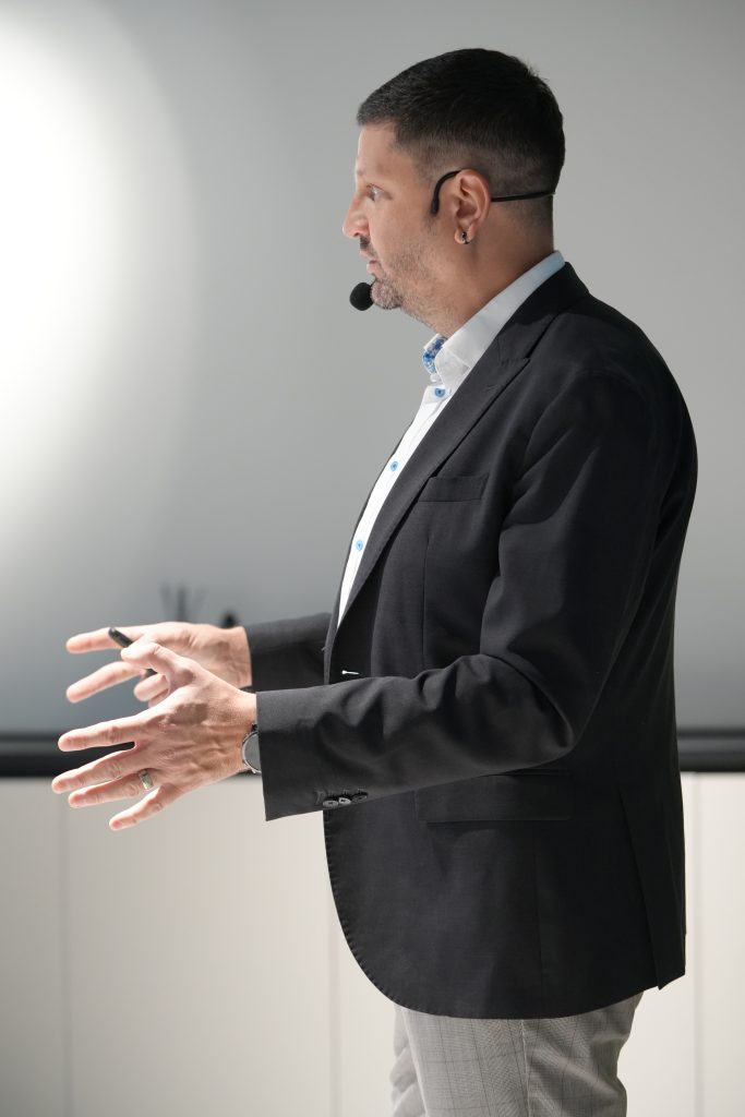 Ciprian Boca Course