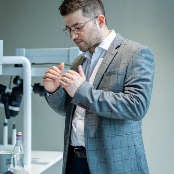 Dr. Adrian Stoica – Masterclass in endodontie photo gallery course