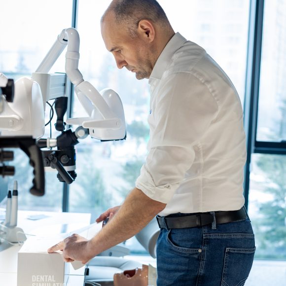 Dr. Adrian Stoica – Masterclass in endodontie photo gallery course