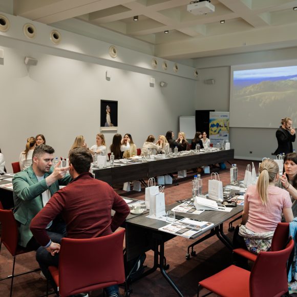 Dr. Lukas Lassmann II Course Photo Gallery