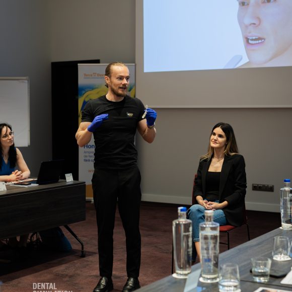 Dr. Lukas Lassmann II Course Photo Gallery
