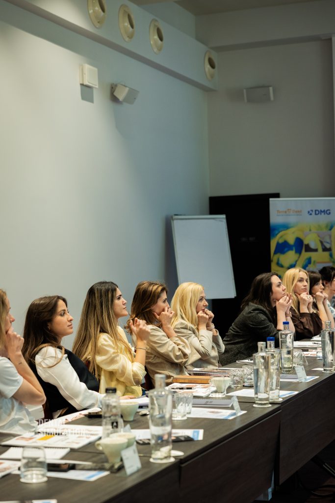 Dr. Lukas Lassmann II Course Photo Gallery