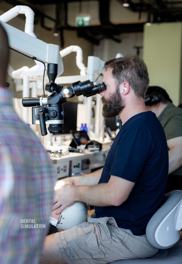 Dr. Lukas Lassmann