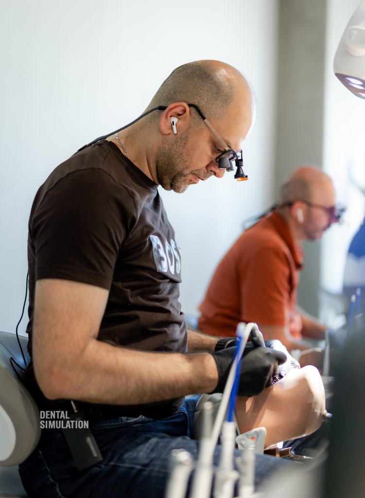 Dr. Lukas Lassmann