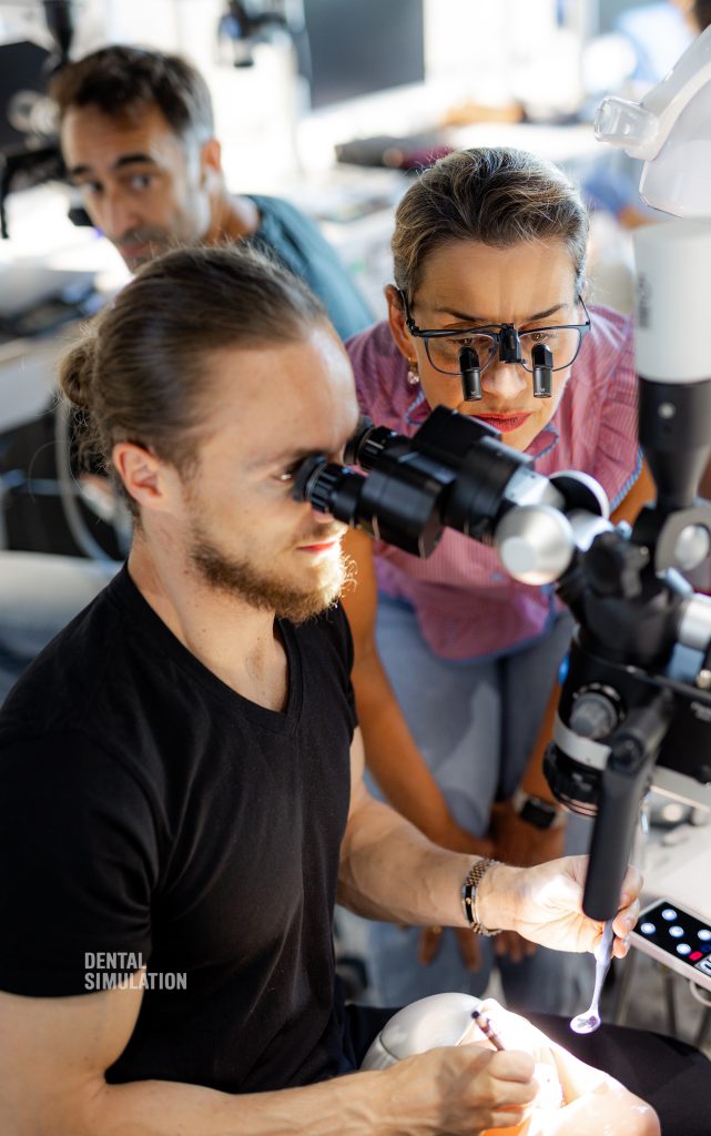 Dr. Lukas Lassmann