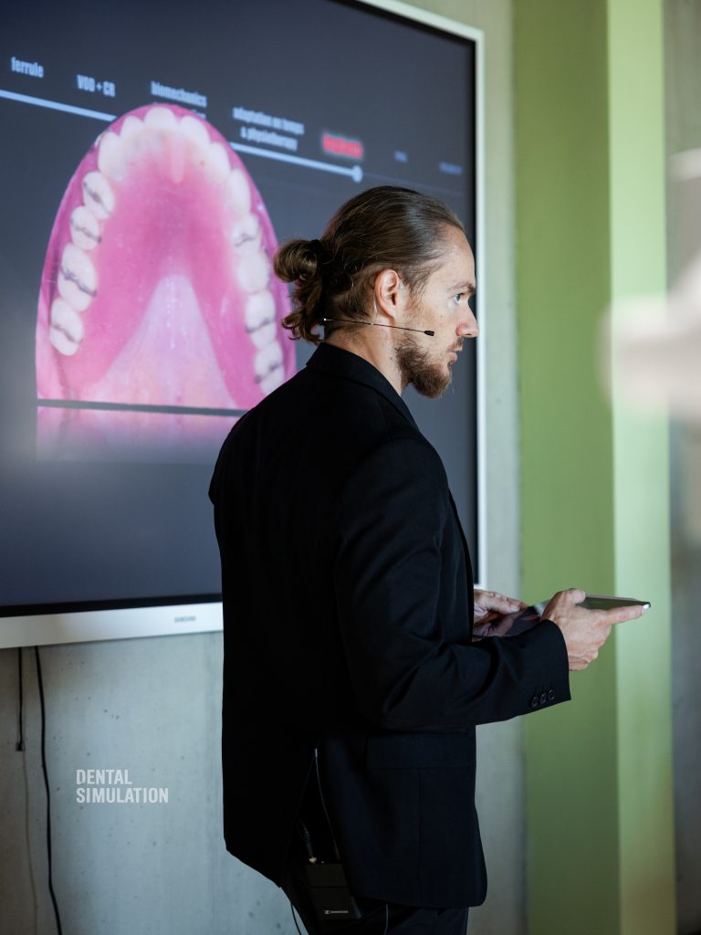 Dr. Lukas Lassmann