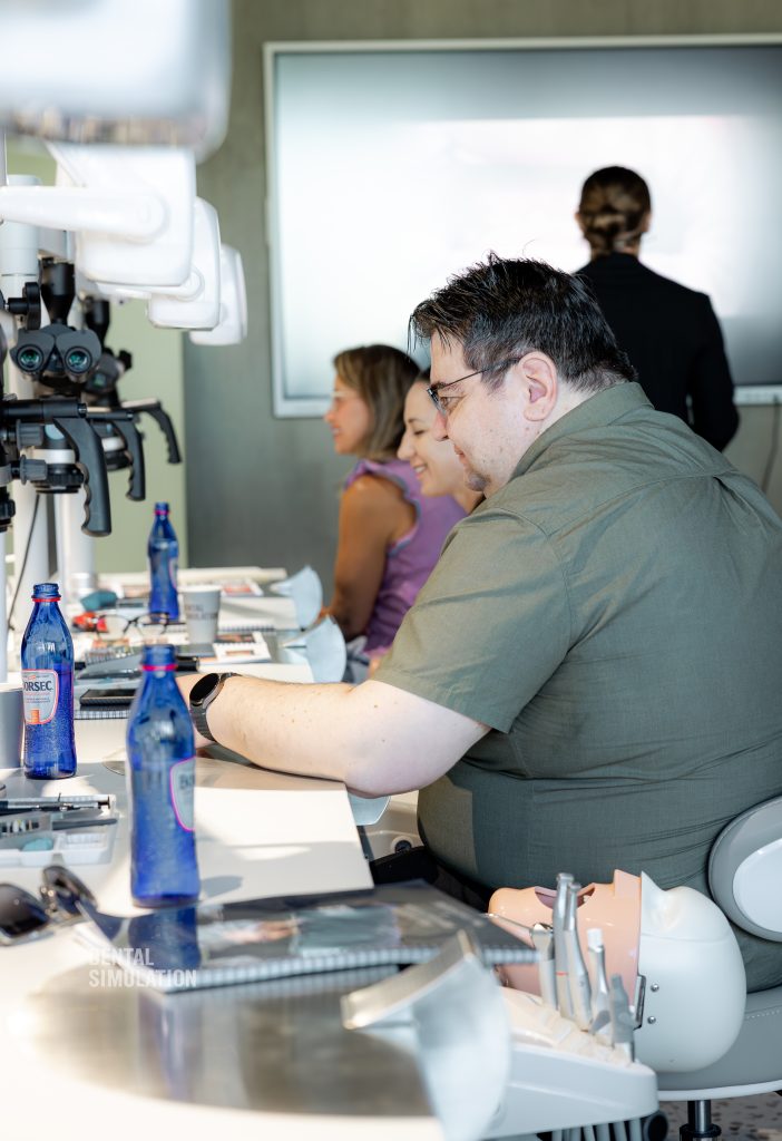 Dr. Lukas Lassmann
